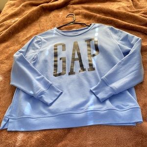 Gap crewneck sweatshirt